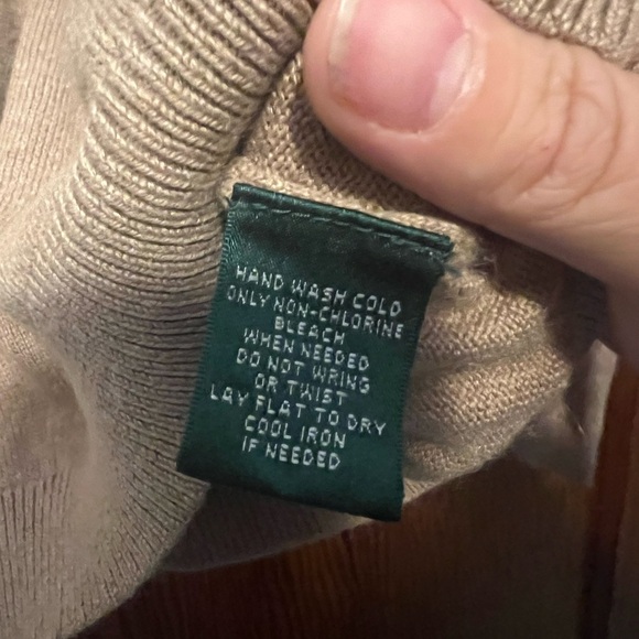 Lauren Ralph Lauren Silk Cashmere Turtle Neck Sweater Womens Small Tan - Picture 3 of 5